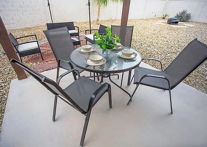 Holiday home Final Four! 2 Minutes From Stadium 3bedroom